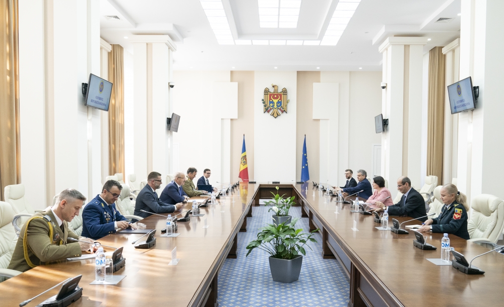 Vizita ministrului apărării naționale în Republica Moldova