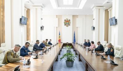 Vizita ministrului apărării naționale în Republica Moldova