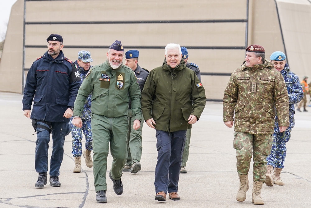 Vizita conducerii MApN în Baza 57 Aeriană Mihail Kogălniceanu