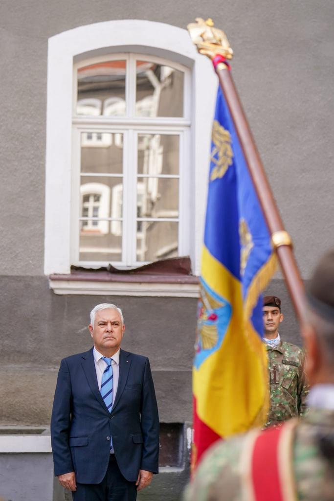 Vizită de lucru a ministrului apărării naționale la Brigada 18 Cercetare-Supraveghere din Timișoara