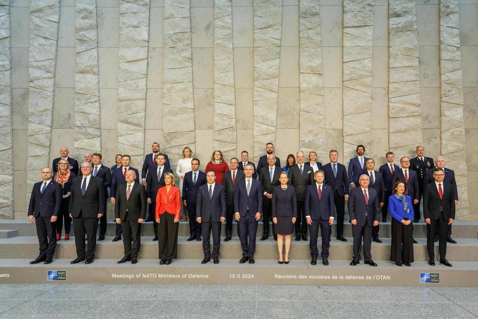  Reuniune ministerială a NATO, la Bruxelles