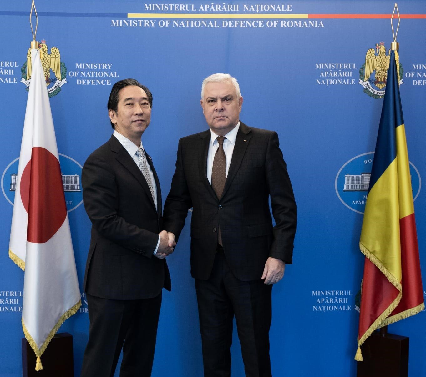Întrevederea ministrului apărării naționale cu ambasadorul Japoniei la București