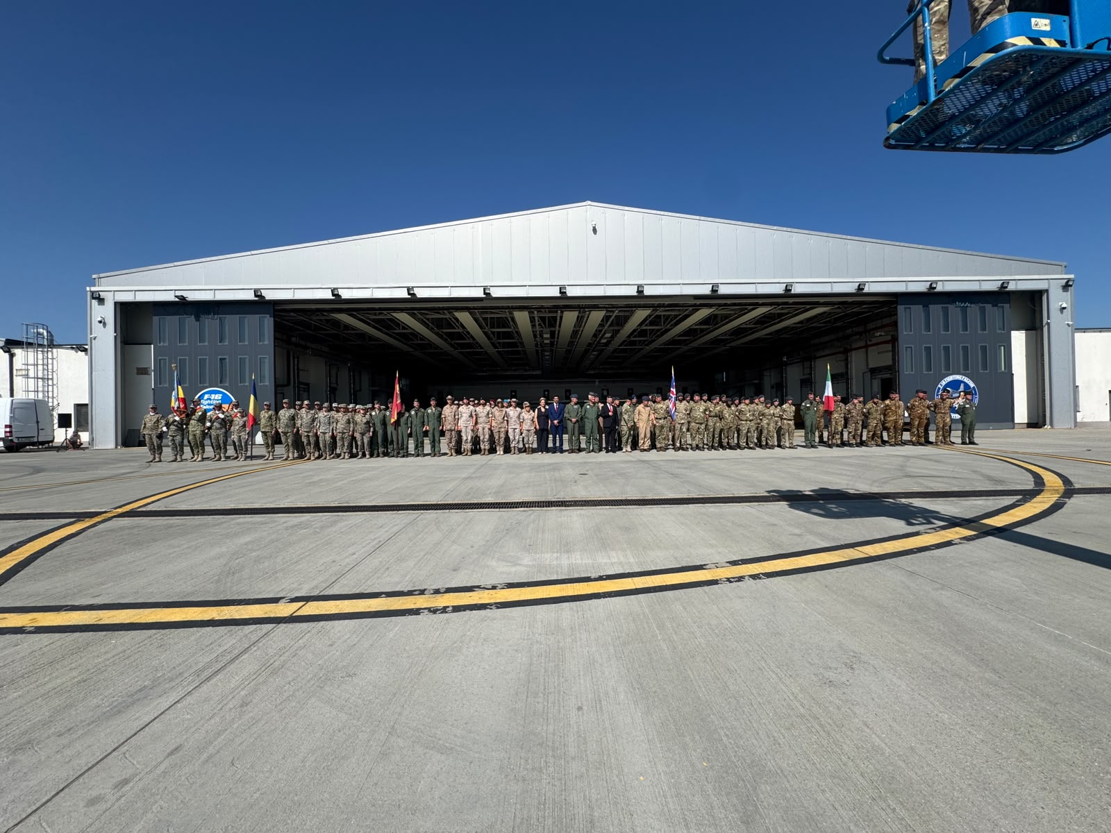 Rotații programate ale detașamentelor aliate care execută misiuni de apărare a spațiului aerian al NATO, în România și Lituania